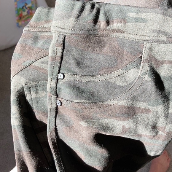Anthropologie Sanctuary Camo leggings - Picture 14 of 15